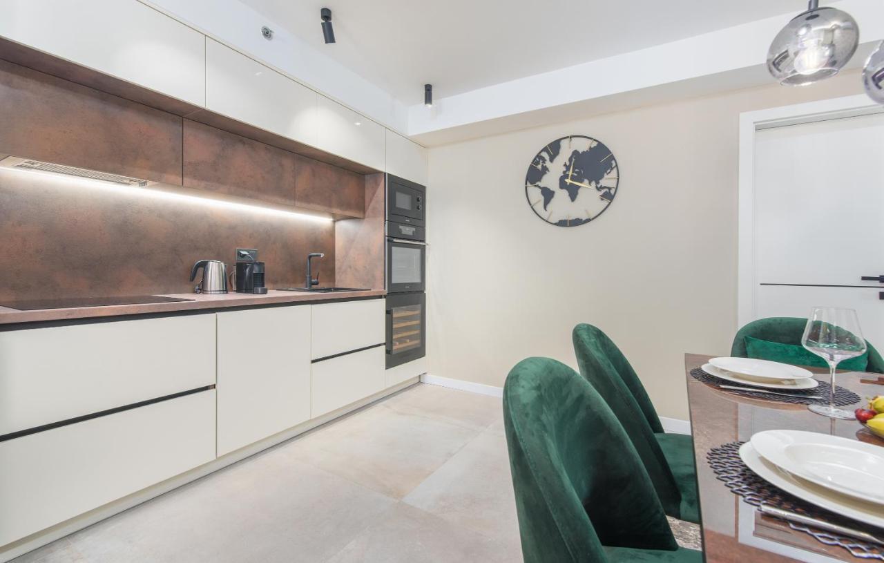 Val Di Sole Apartman Poreč Kültér fotó